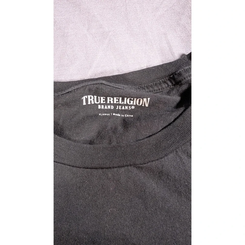 True Religion Tshirt - Mens XL - Distressed Horseshoe Logo Tee